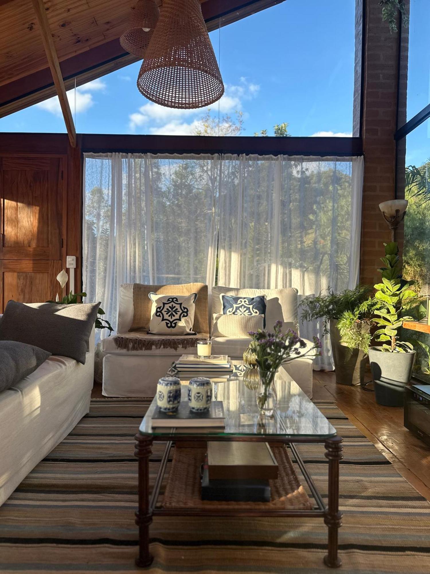 Casa Do Galgo Lägenhet São Bento do Sapucaí Exteriör bild